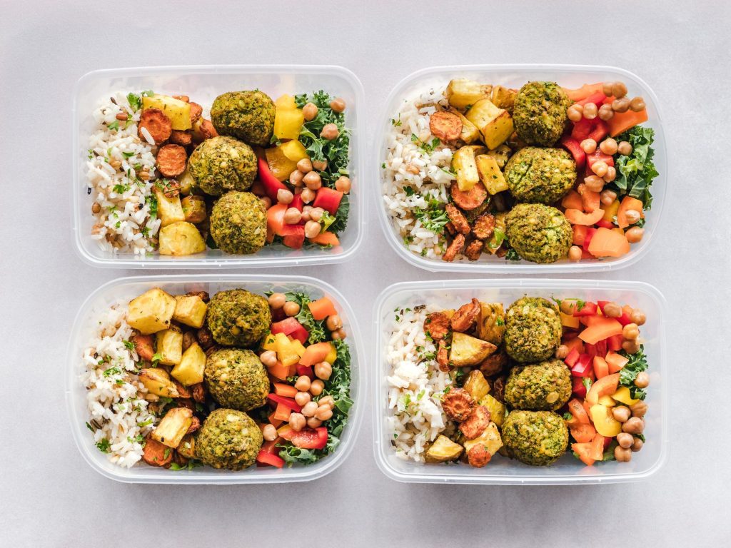 Préparer des repas sains rapidement : astuces pratiques